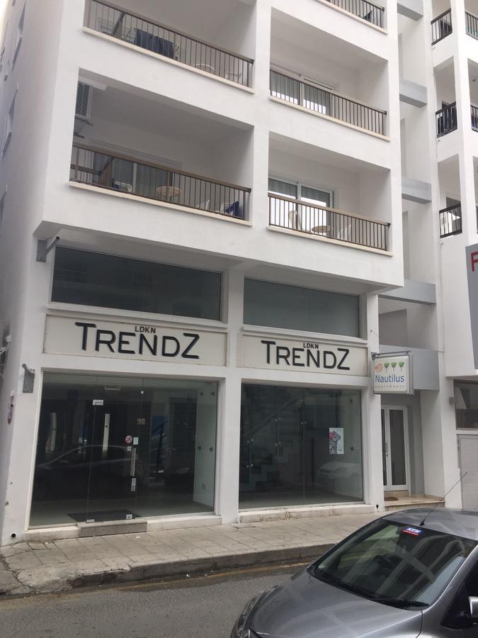 Nautilus Tourist Apartments Larnaca Exterior photo
